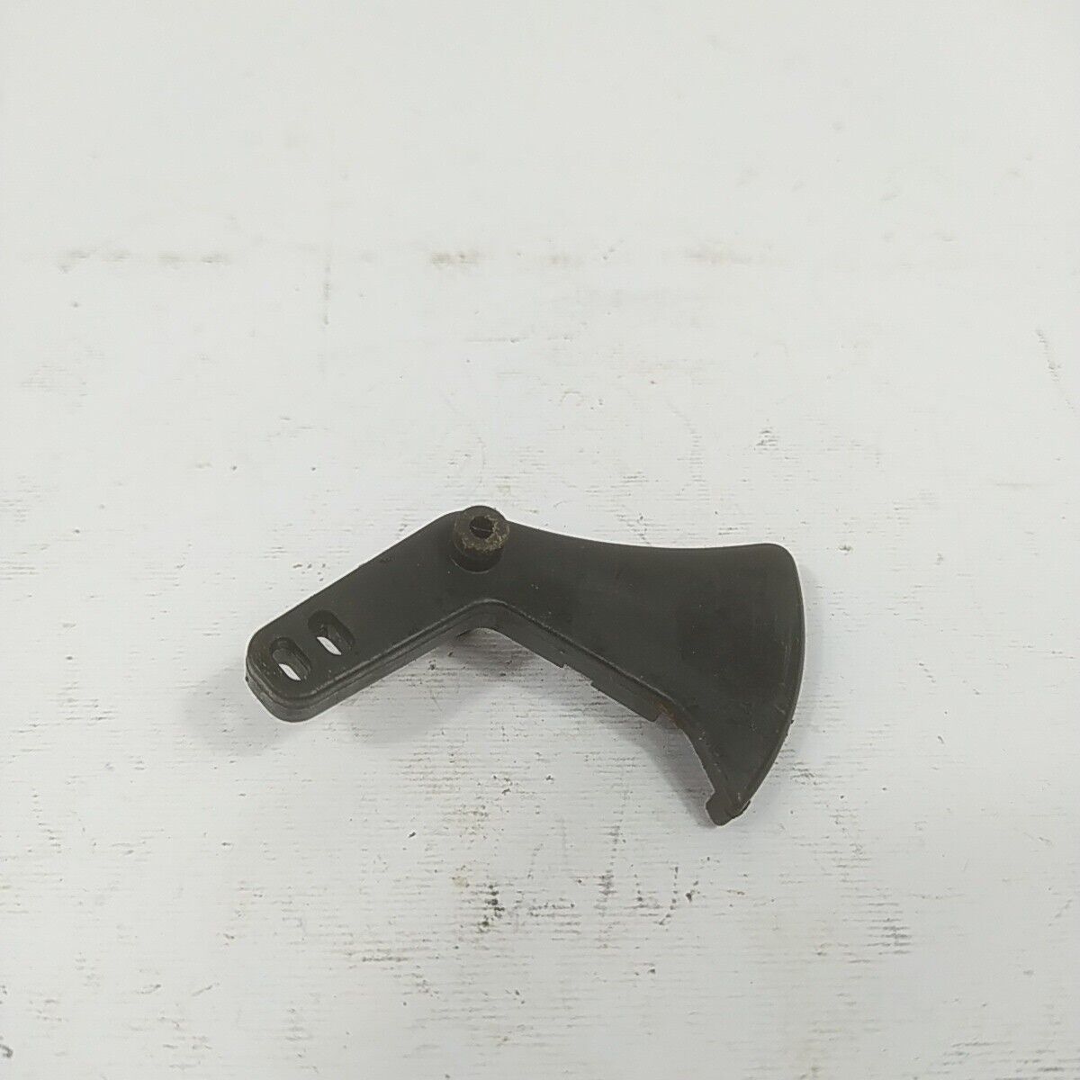 Ricambio per motosega ALPINA 500 LEVA LEVE COMANDO ACCELERAZIONE ORIGINALE usato