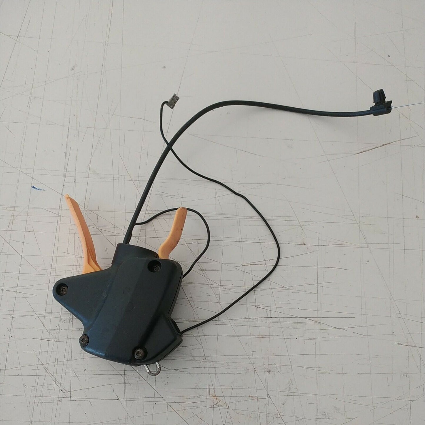 COMANDO IMPUGNARA GAS D26 PER DECESPUGLIATORE HOMELITE MIGHTY LITE 26 VT HLT26CD