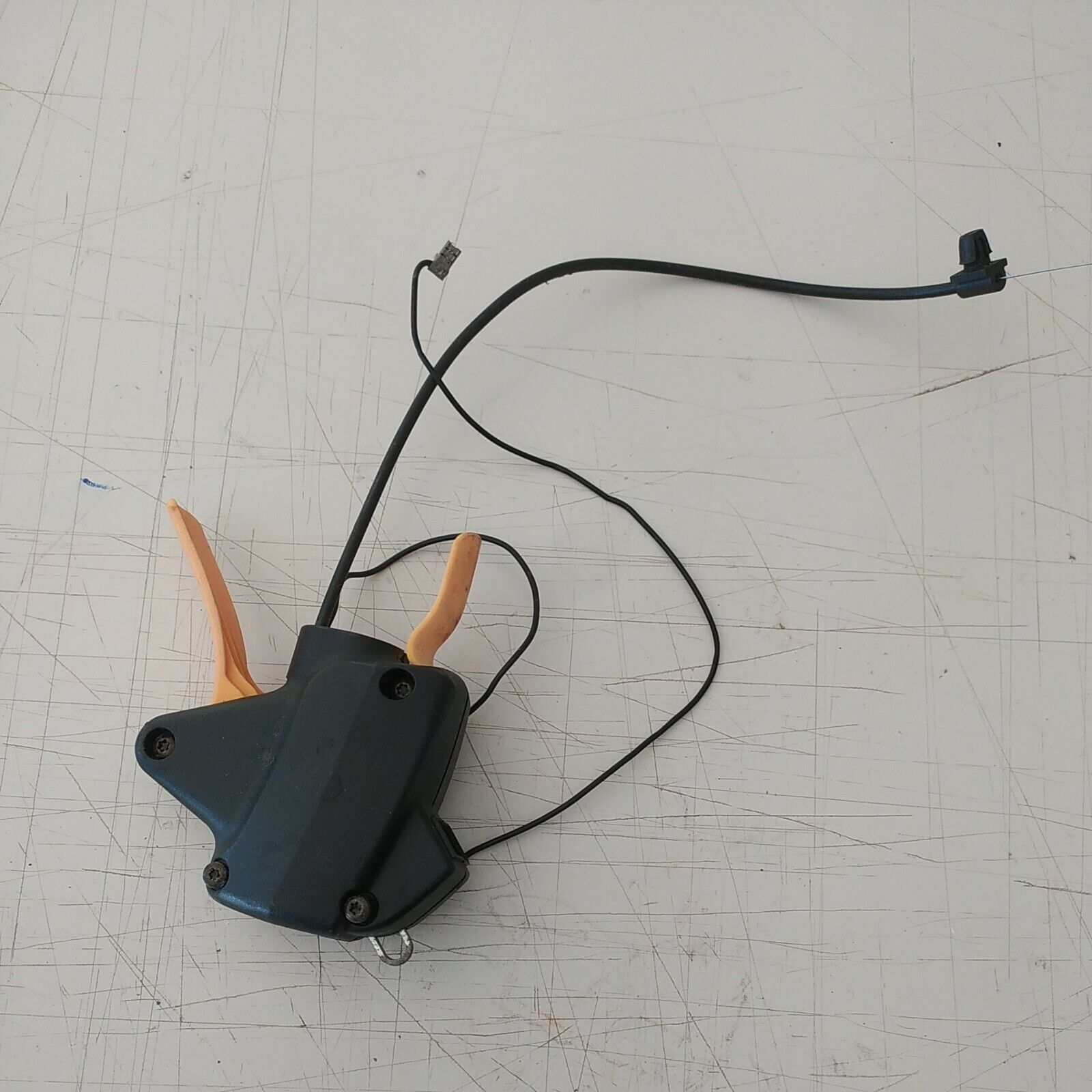 COMANDO IMPUGNARA GAS D26 PER DECESPUGLIATORE HOMELITE MIGHTY LITE 26 VT HLT26CD