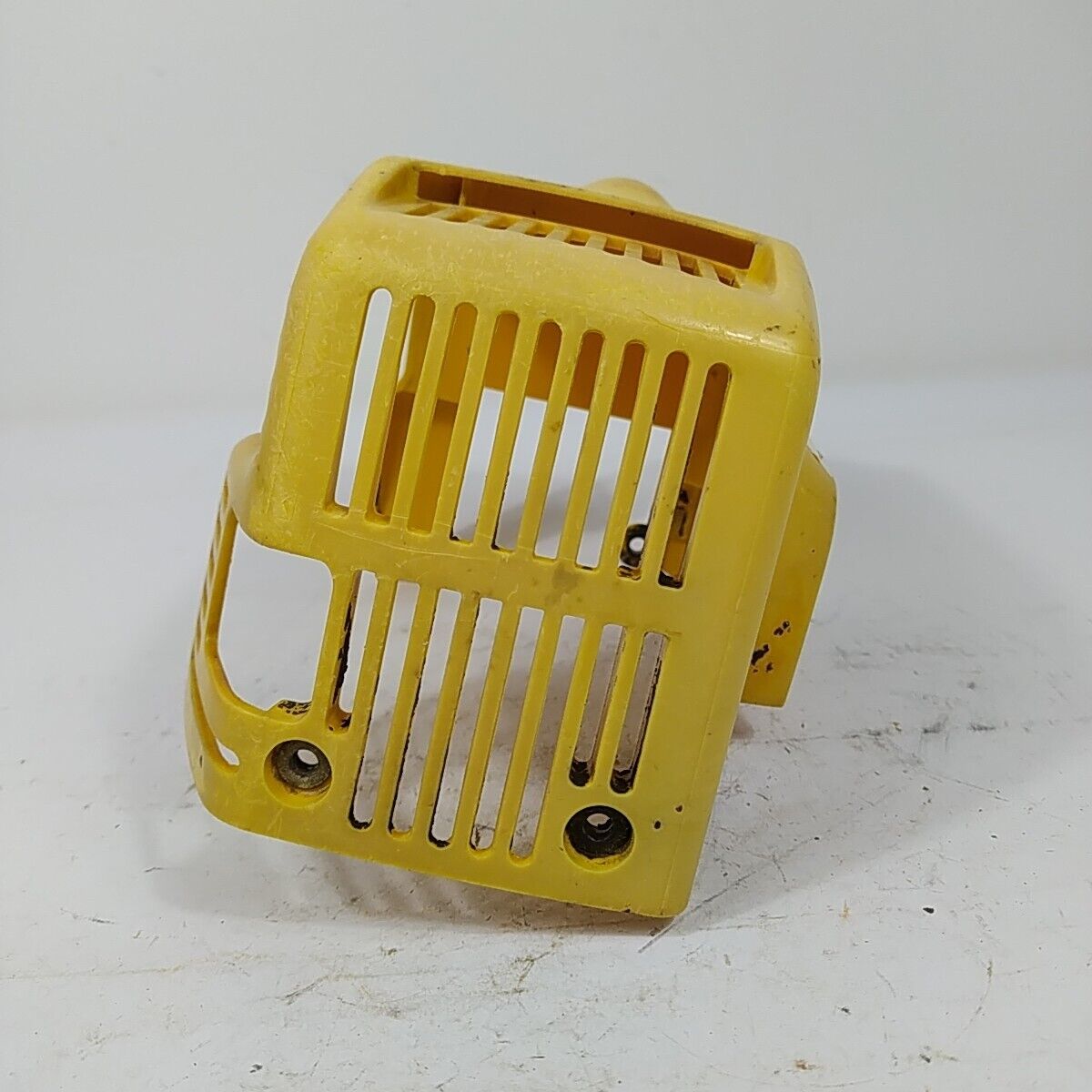 ricambio COPERCHIO copri motore usato ORIGINALE DECESPUGLIATORE MCCULLOCH GT