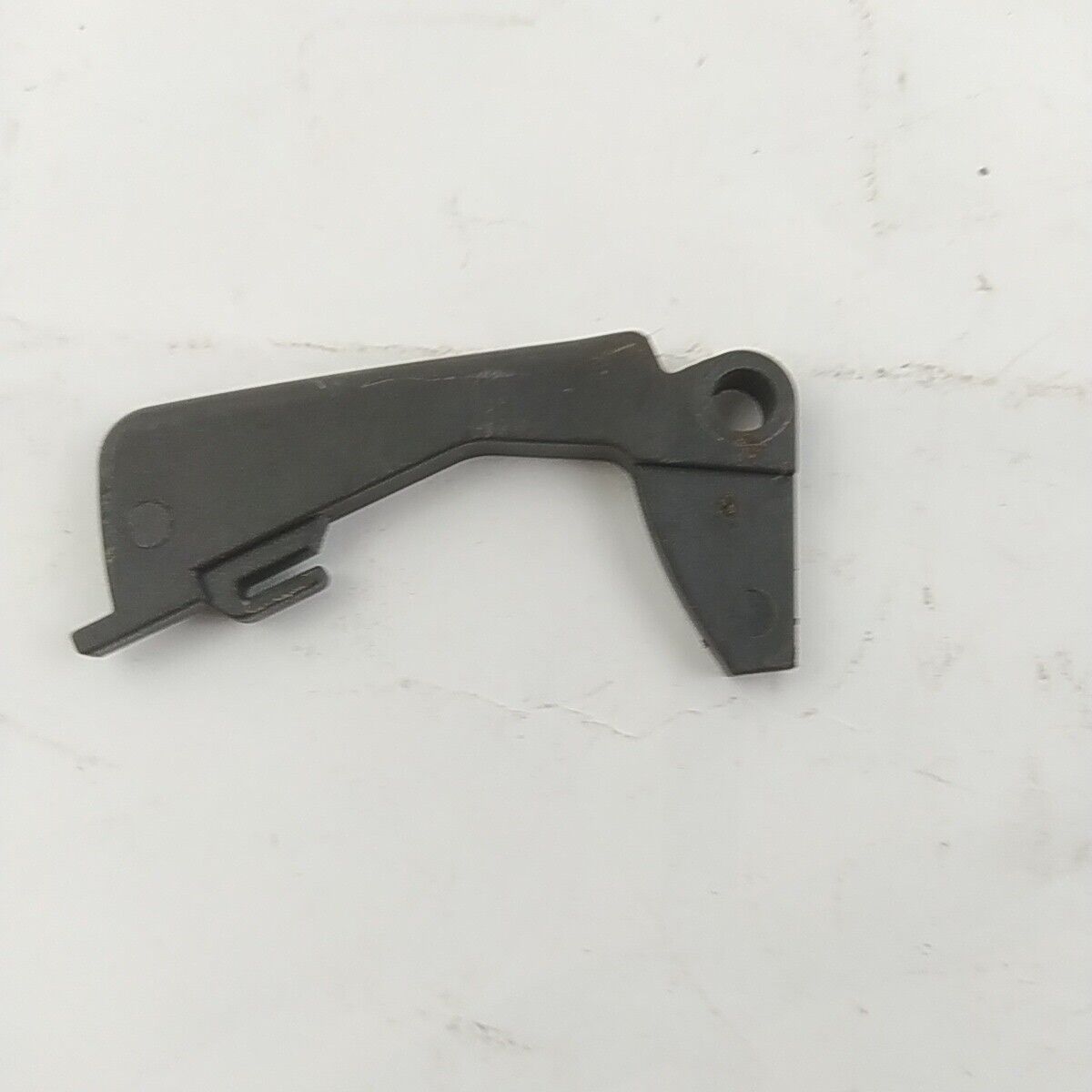MOTOSEGA CASTOR CP 361 ricambio COMANDO tasto ACCELERAZIONE GRILLETO GAS Usato