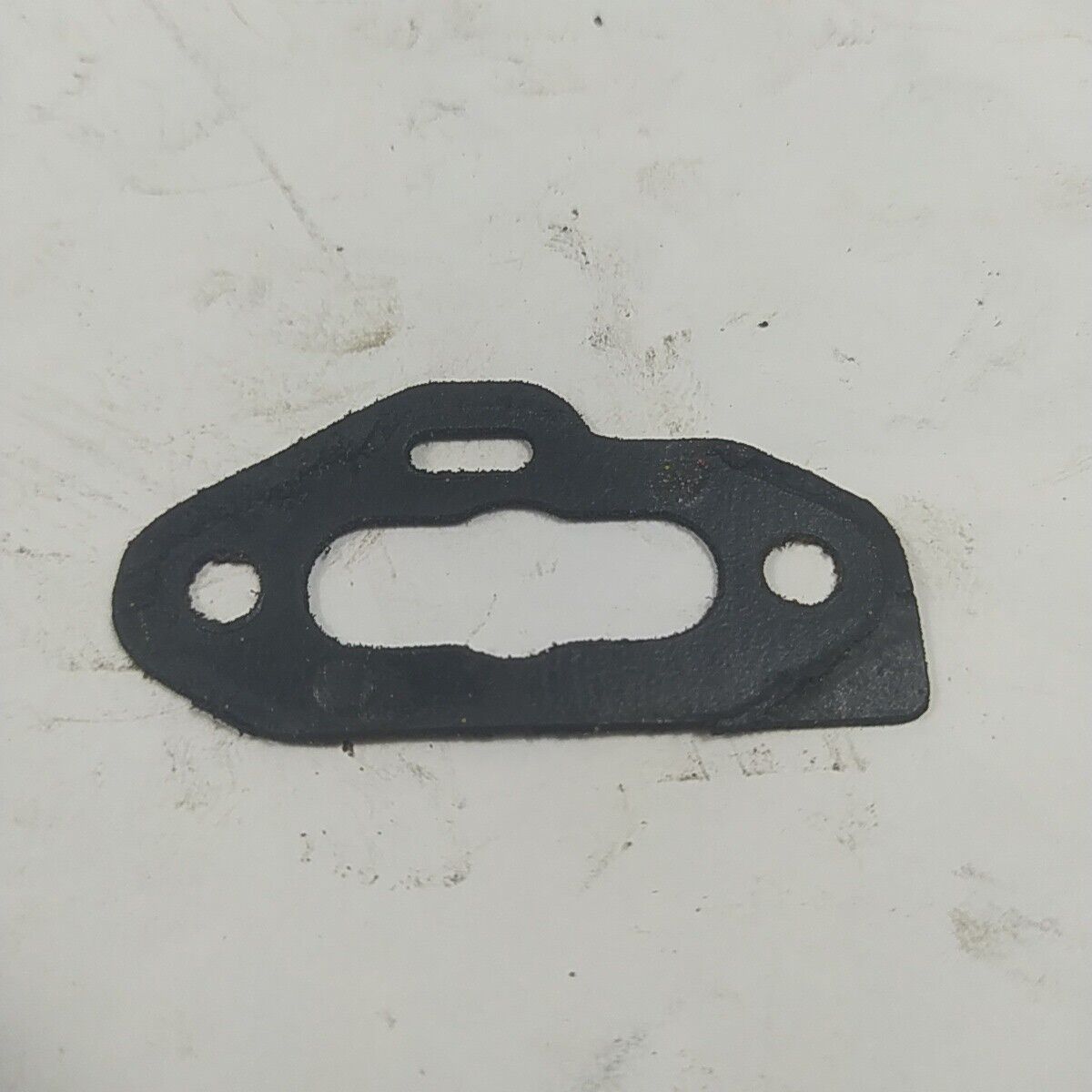 Ricambi FLANGIA COLLETTORE CARBURATORE PER MOTOSEGA MCCULLOCH PRO MAC 555 usati