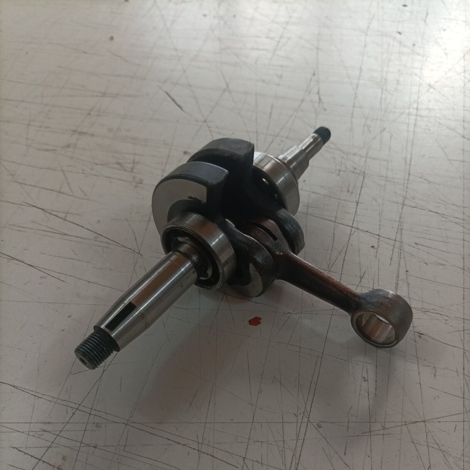 MOTOSEGA OLEOMAC OM 251 ALBERO MOTORE con frizione SENZA FILETTO ricambi usati