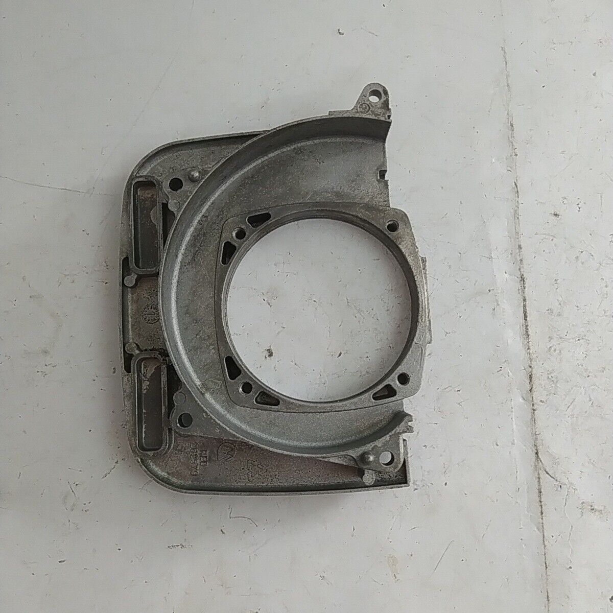 Ricambio CARTER SUPPORTO CAMPANA usato per decespugliatore MARUYAMA 420 42