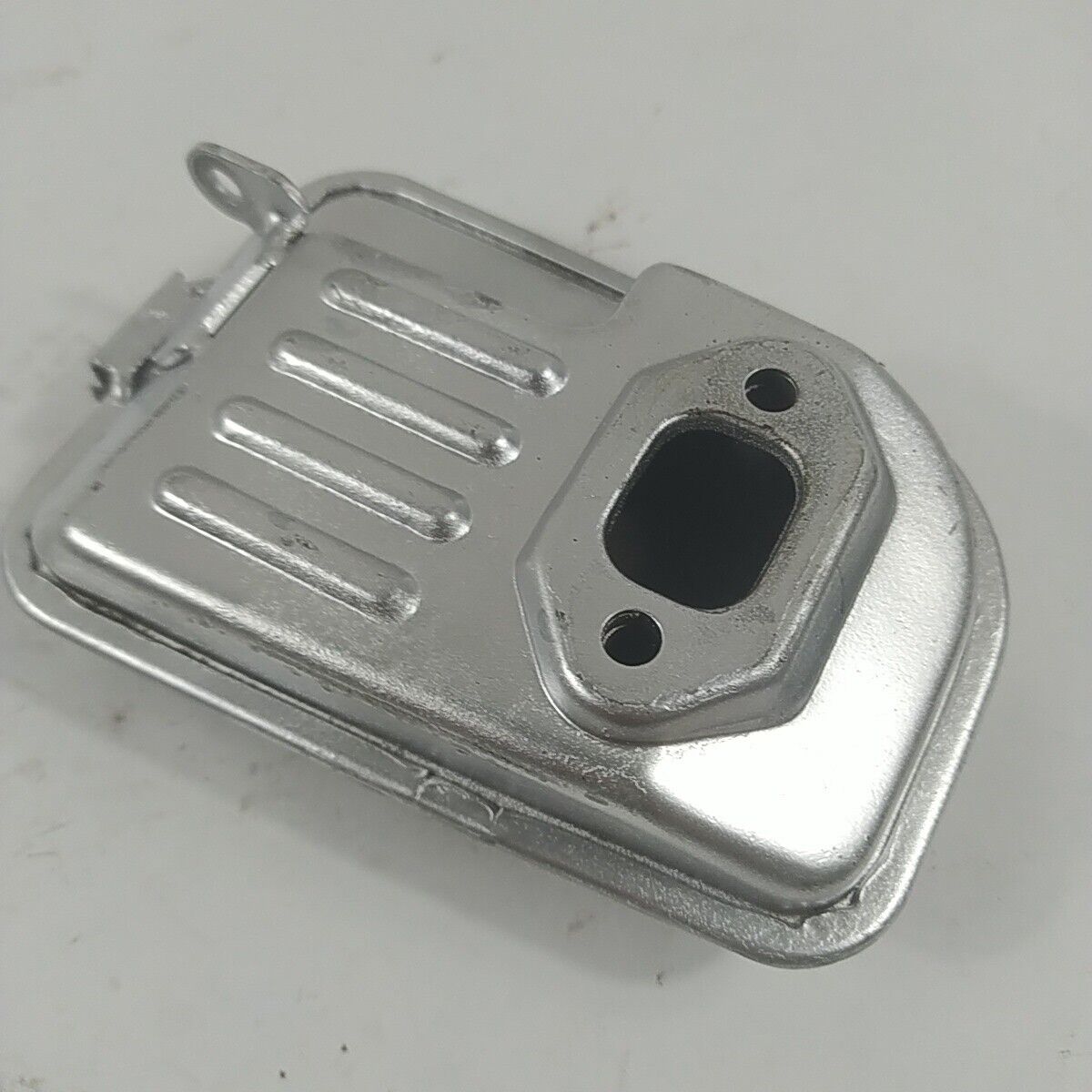 Ricambio MARMITTA SILENZIATORE TERMINALE DI SCARICO DECESPUGLIATORE ALPINA usato