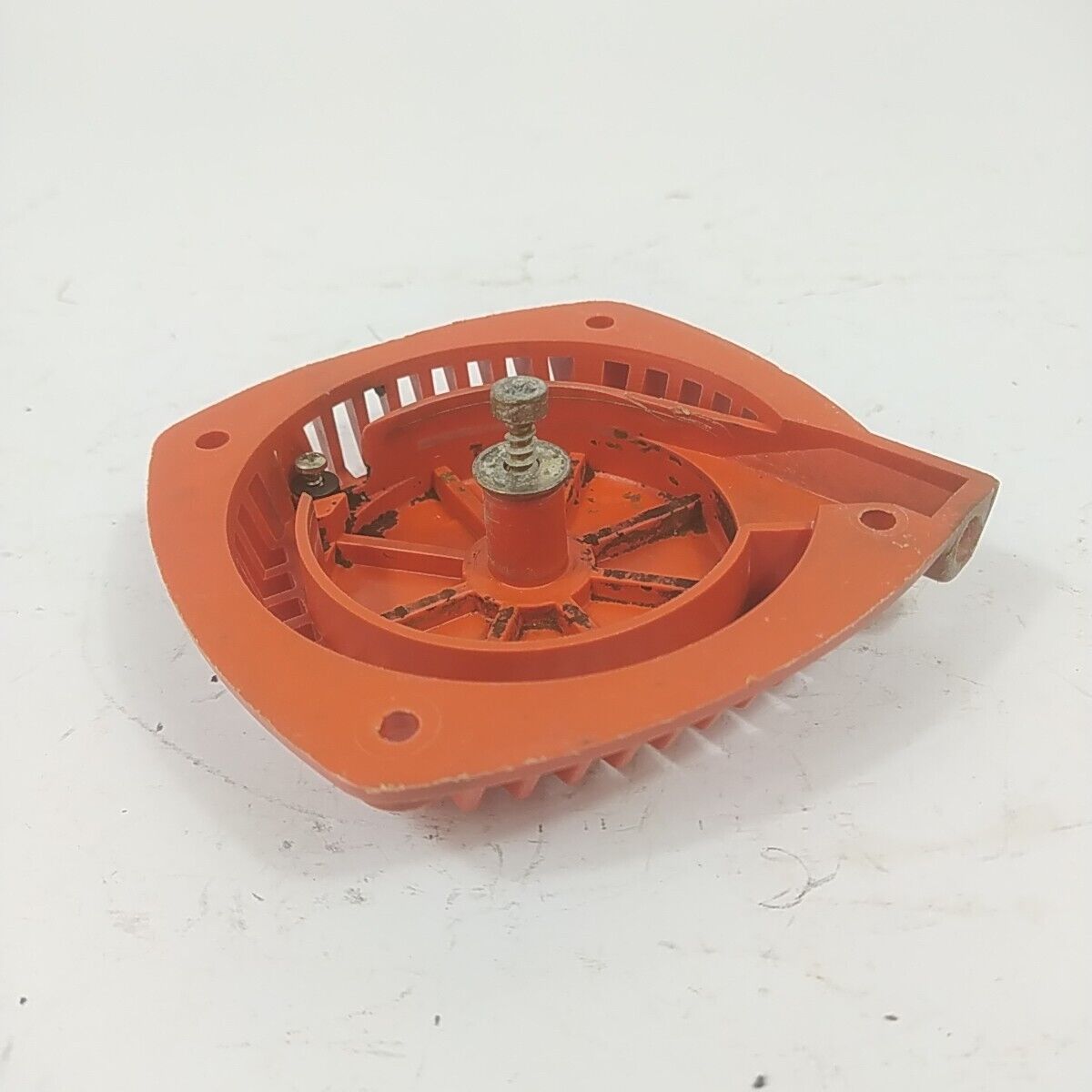 COPERCHIO AVVIAMENTO ORIGINALE PER MOTOSEGA ALPINA CASTOR 40 41 45