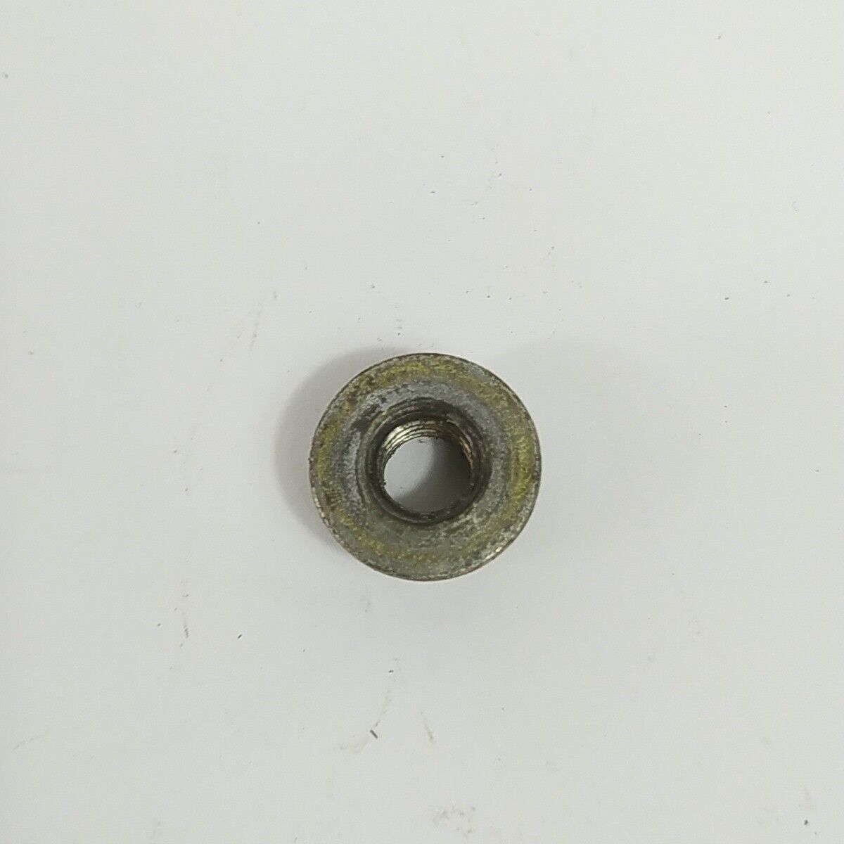 Ricambio DECESPUGLIATORE ALPINA STAR 41 DADO VOLANO albero motore usato