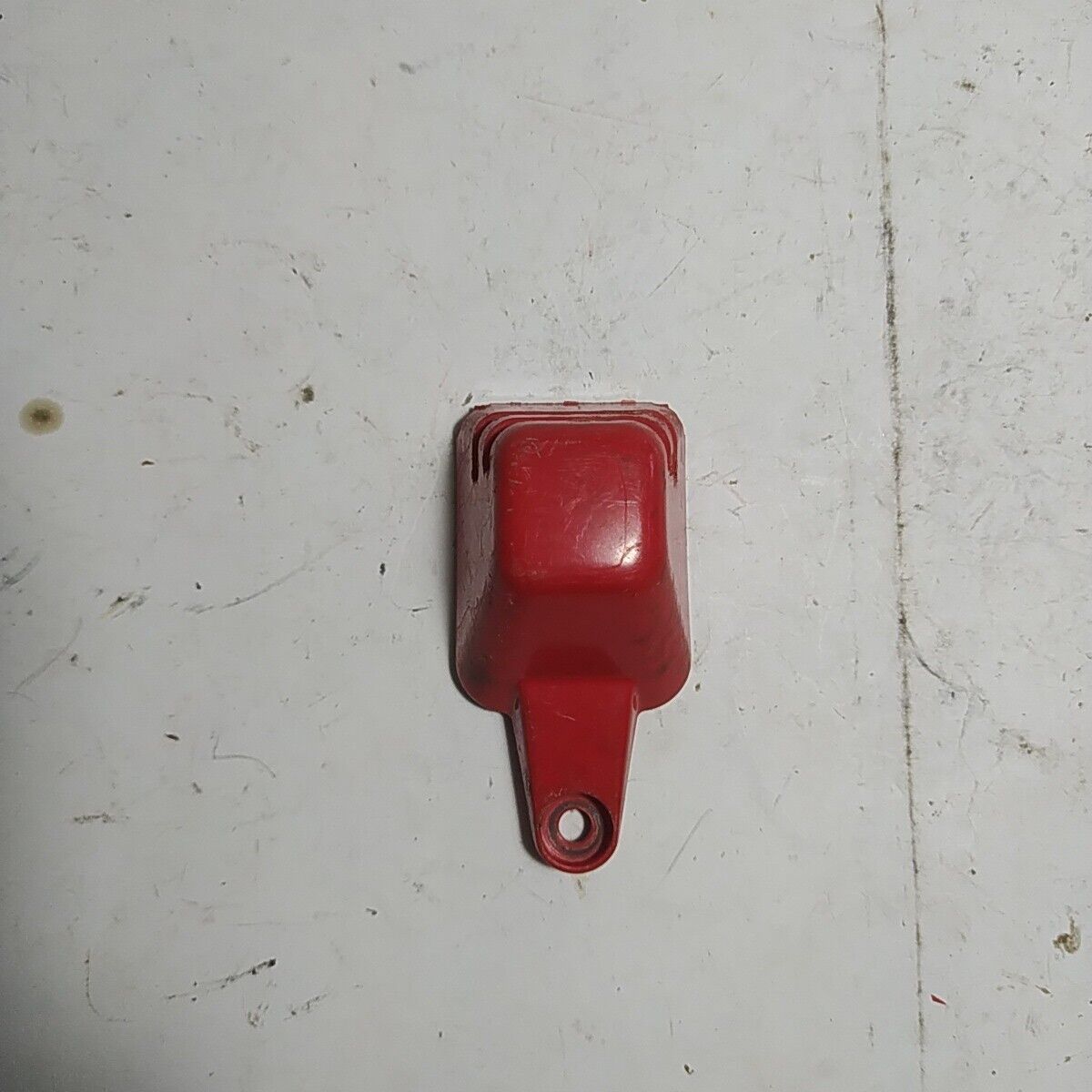 Ricambio copri COPERCHIO CANDELA MOTORE usato per decespugliatore Emak Efco 8425