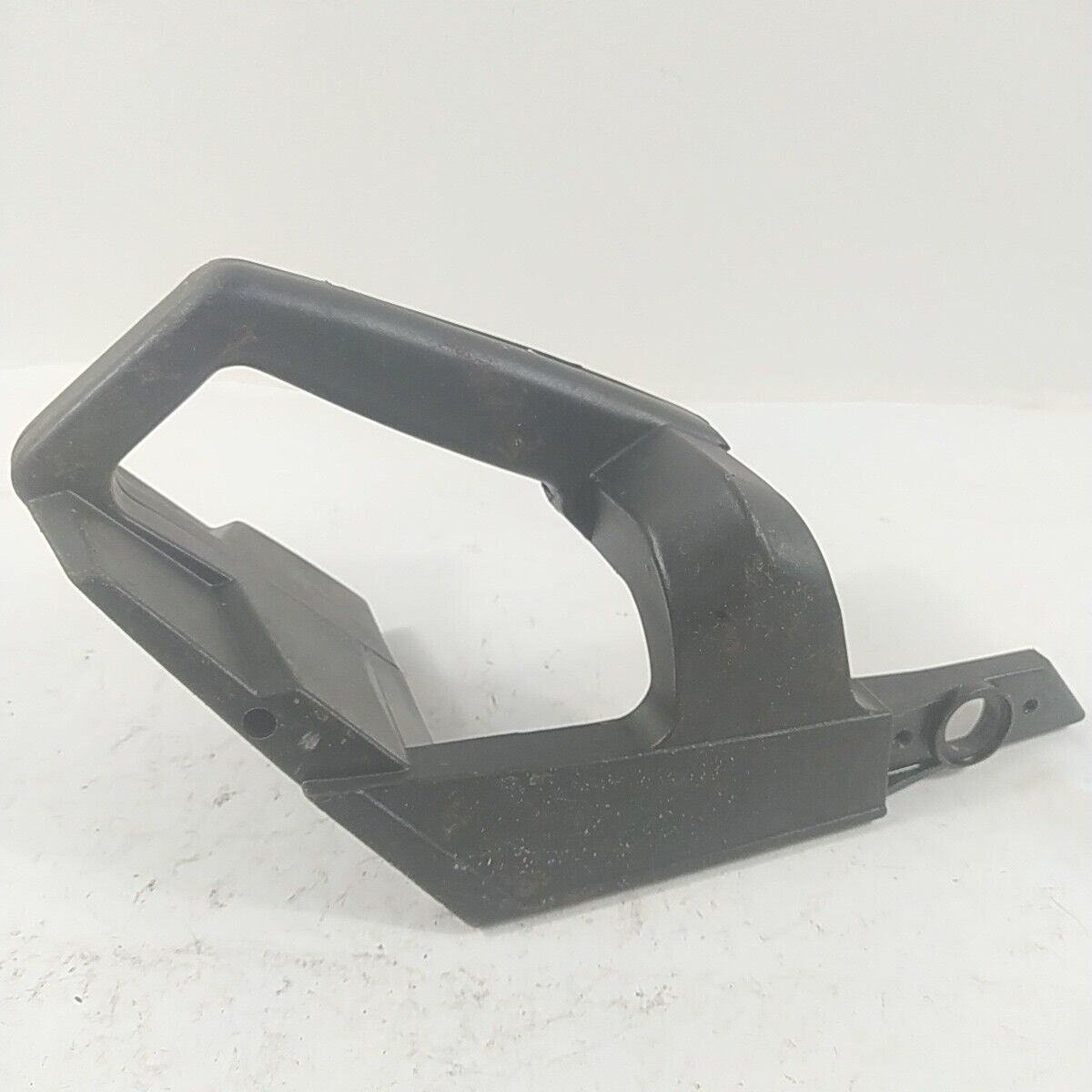 Ricambio MANIGLIA MANICO IMPUGNATURA COMANDI GAS PER MOTOSEGA POULAN usato