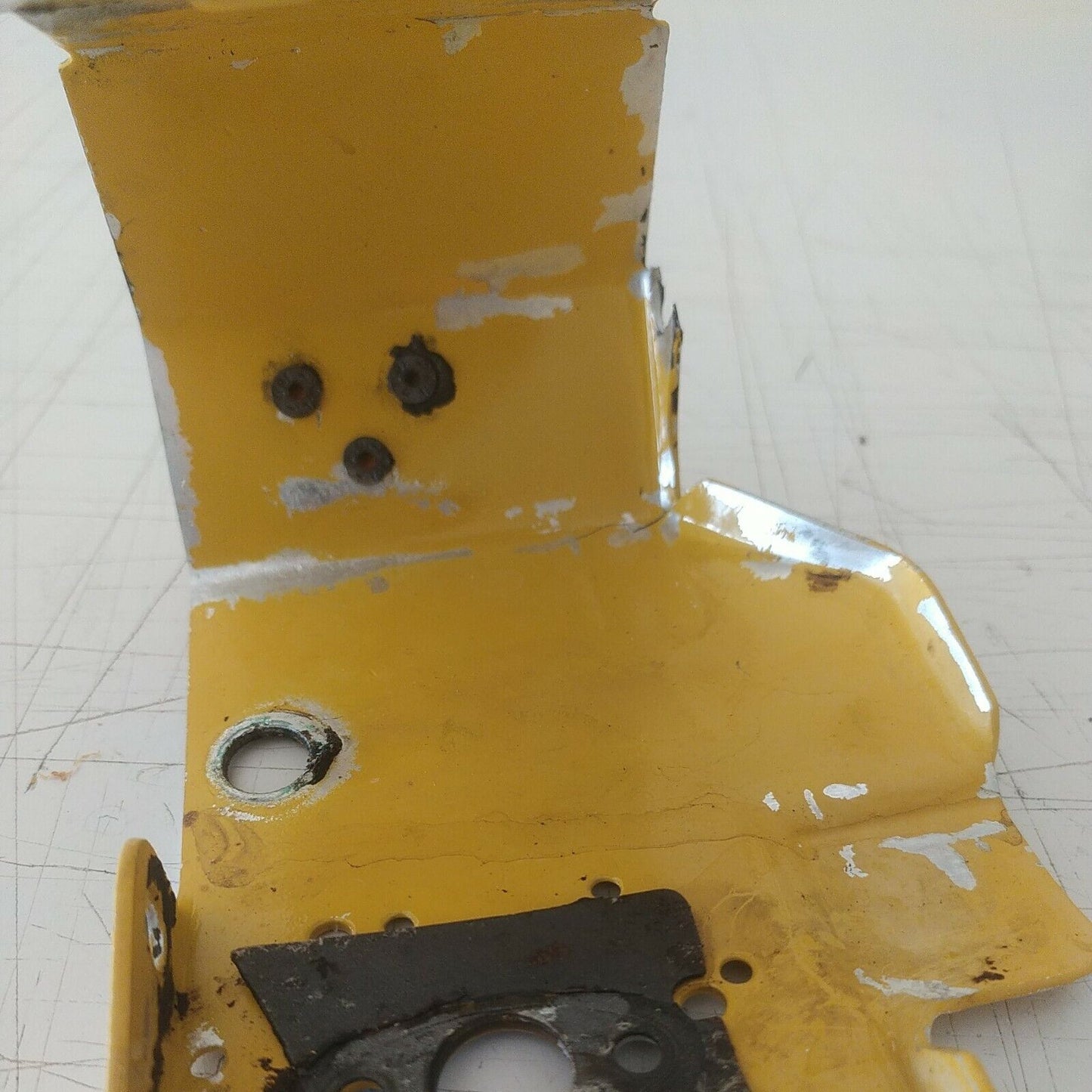 CARTER COPERCHIO MOTORE PER MOTOSEGA ALPINA CASTOR  45 41 40  RICAMBI USATI