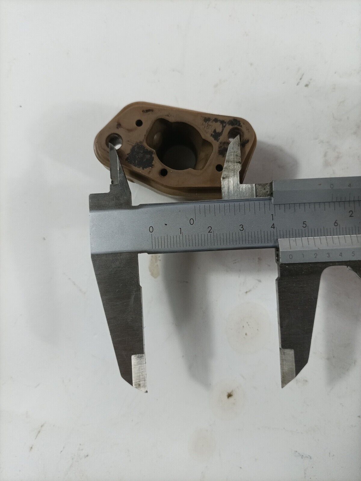 DECESPUGLIATORE TANAKA 501 ik FLANGIA CARBURATORE collettore ricambi usati