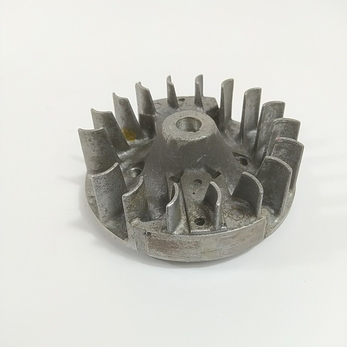 Ricambio VOLANO DI AVVIAMENTO usato decespugliatore Komatsu ZENOAH G3K IKE