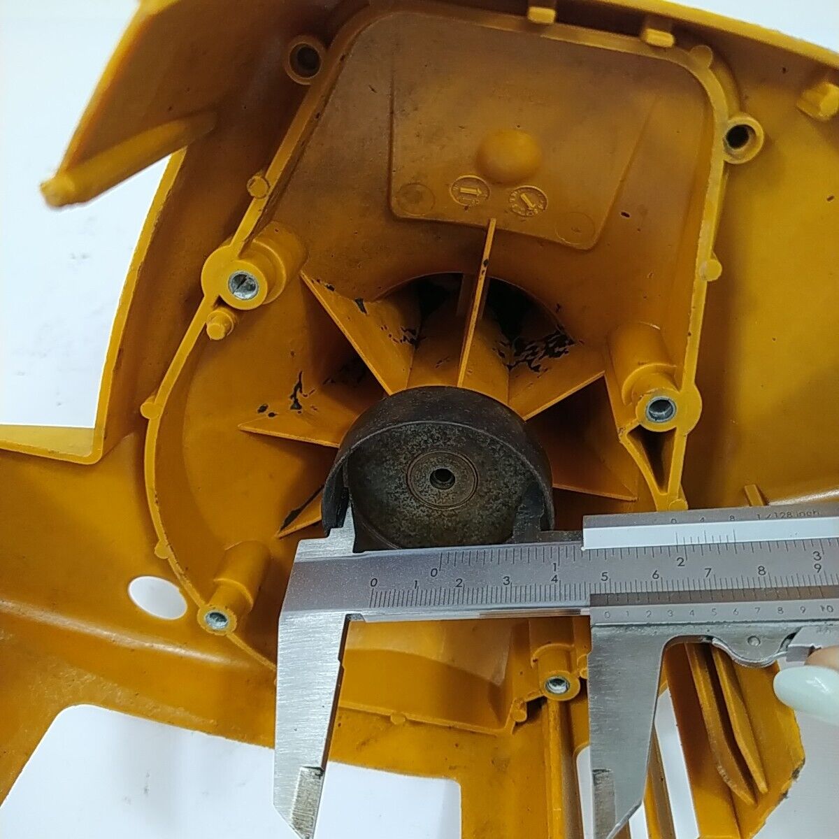 ricambio MOTORE tamburo CAMPANA usato DECESPUGLIATORE MCCULLOCH SUPREME 250L