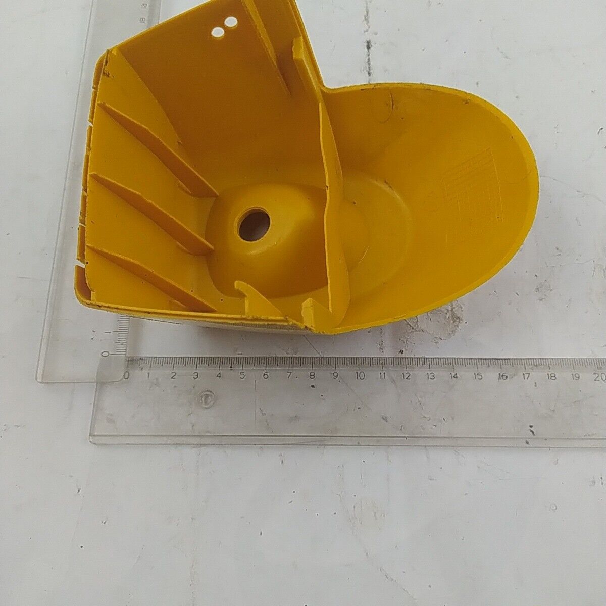 motosega ALPINA 3700 COPERCHIO CARBURATORE E FILTRO ARIA Ricambio Usato