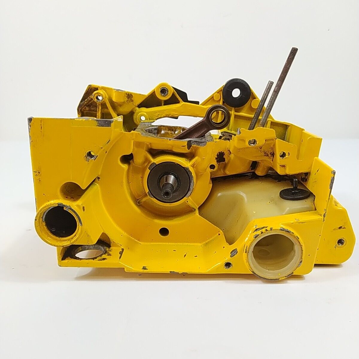 CARTER SERBATOIO carburante e albero motore MOTOSEGA MCCULLOCH PM 484 usato