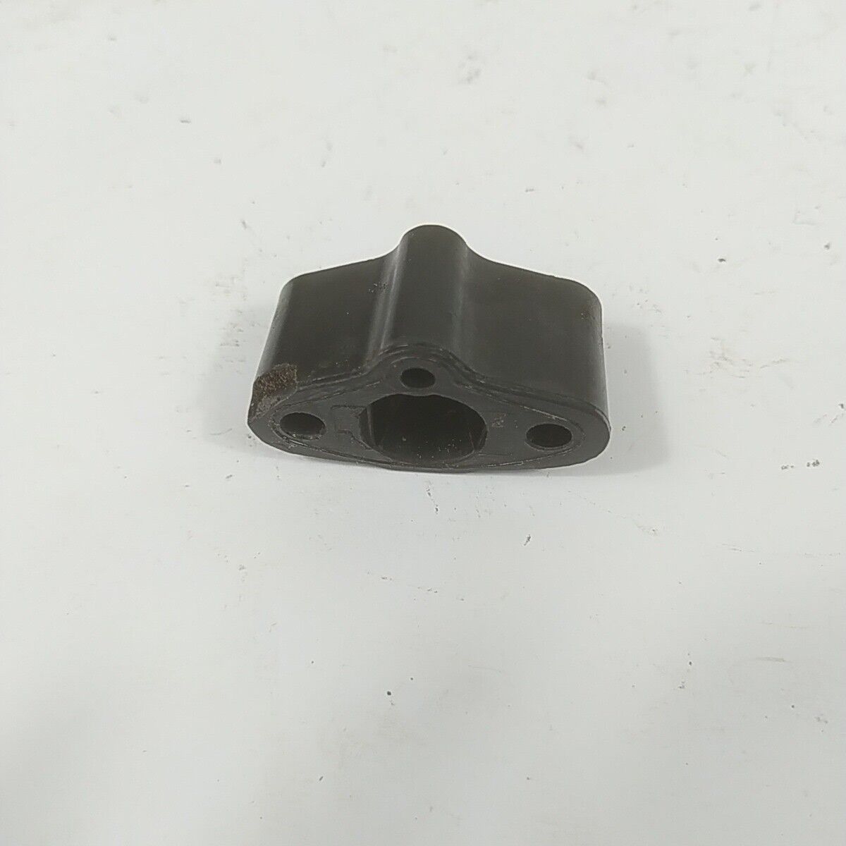 Ricambio FLANGIA RACCORDO CARBURATORE per motosega ALPINA A45 Castor CP 45 usato