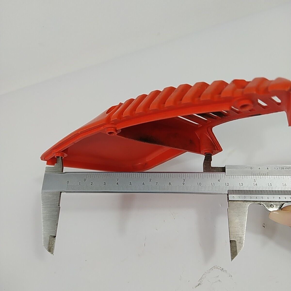 ricambi usati COPERCHIO COPRI FRIZIONE CATENA ORIGINALE PER MOTOSEGA CASTOR 438