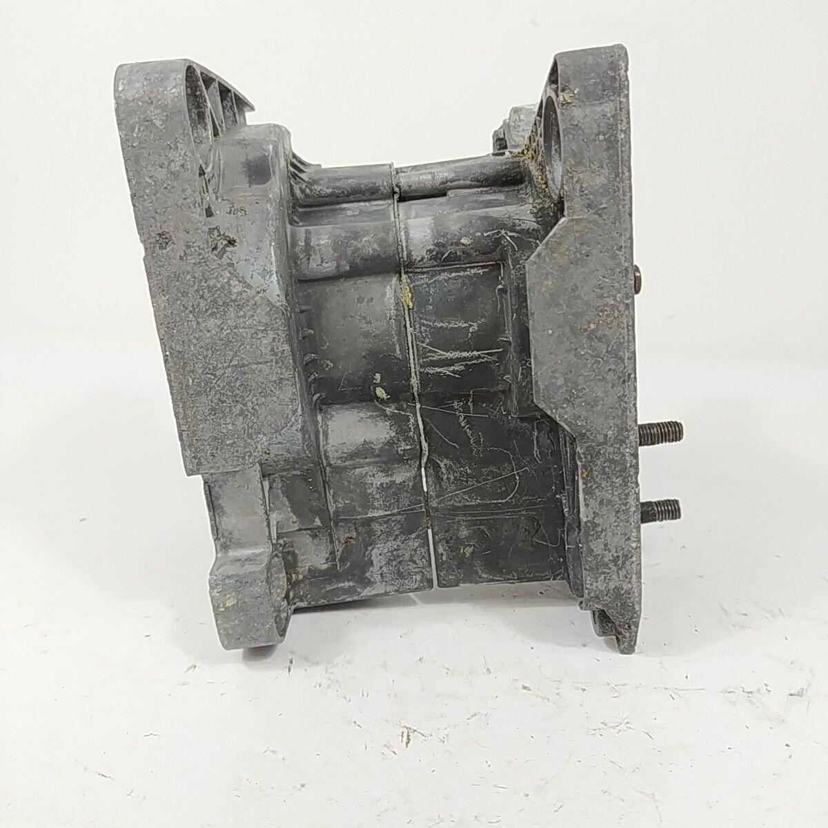 Ricambio CARTER BASAMENTO ALBERO MOTORE PER MOTOSEGA ALPINA CASTOR CP 510 usato 