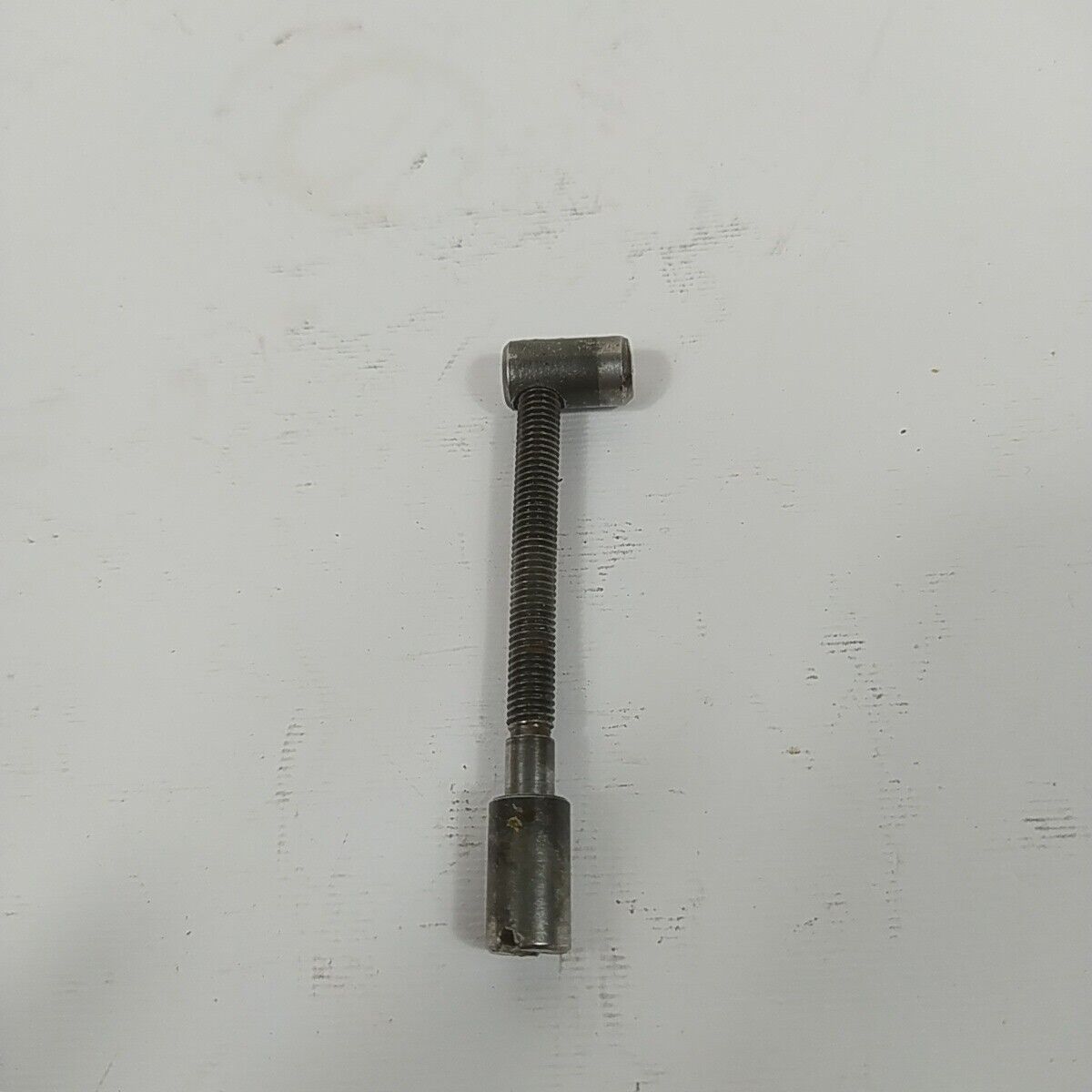 Ricambio per motosega OLEO-MAC 350 PIASTRINA REGISTRO E BARRA CATENA usato