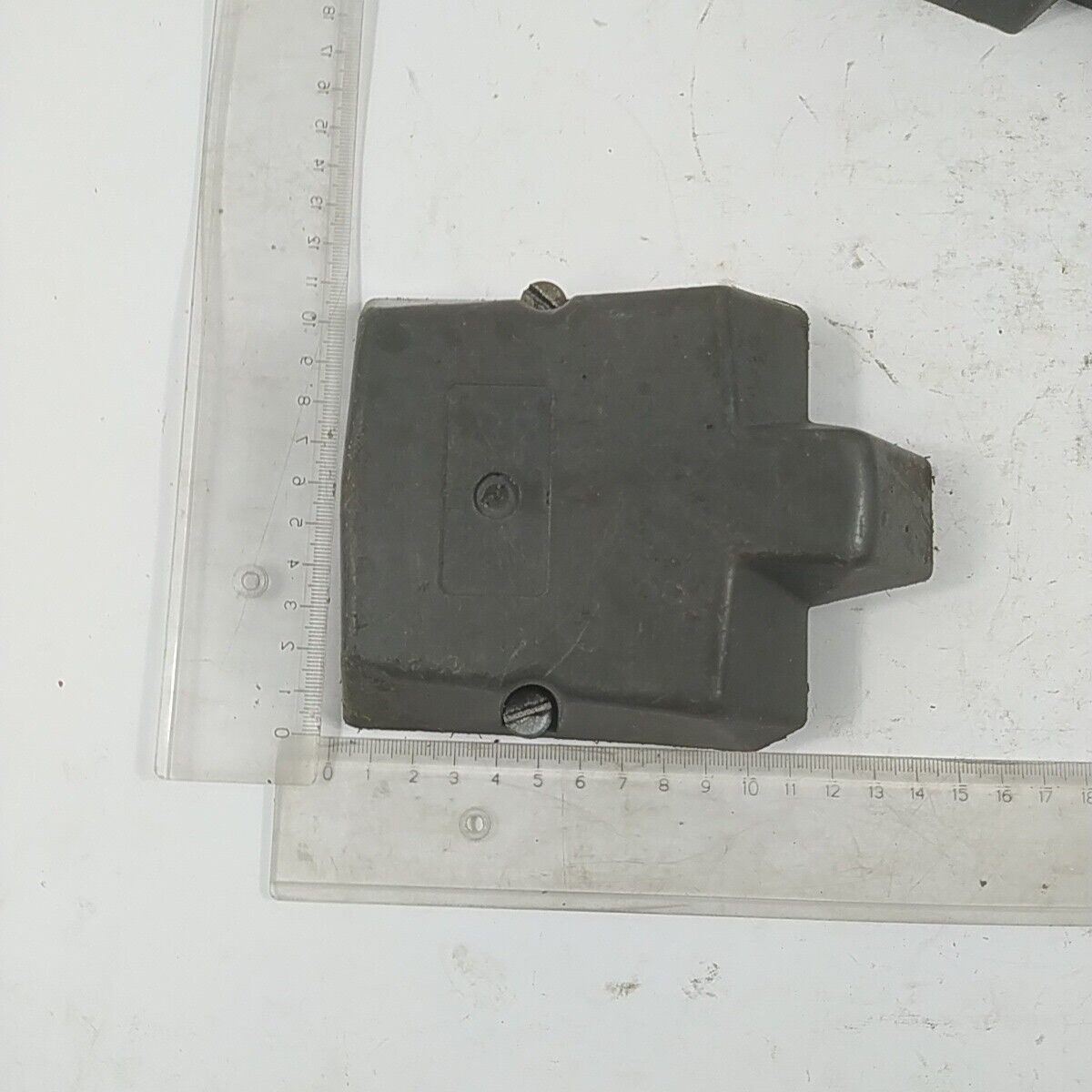 Ricambi per MOTOSEGA OLEO MAC 970 usati COPERCHIO MOTORE FILTRO ARIA CARBURATORE