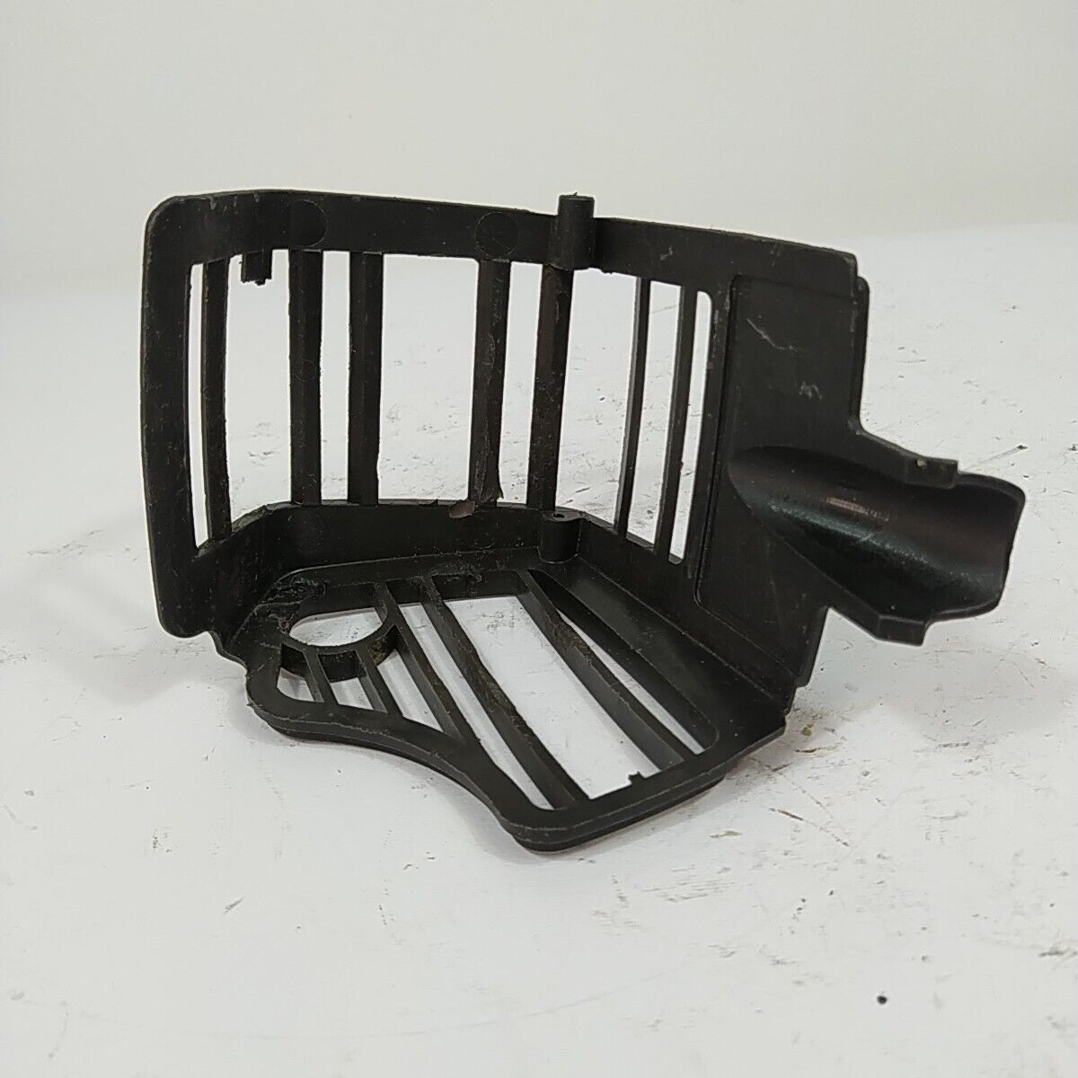 COPERCHIO CILINDRO MOTORE ricambi usati per decespugliatore MCCULLOCH CABRIO 251