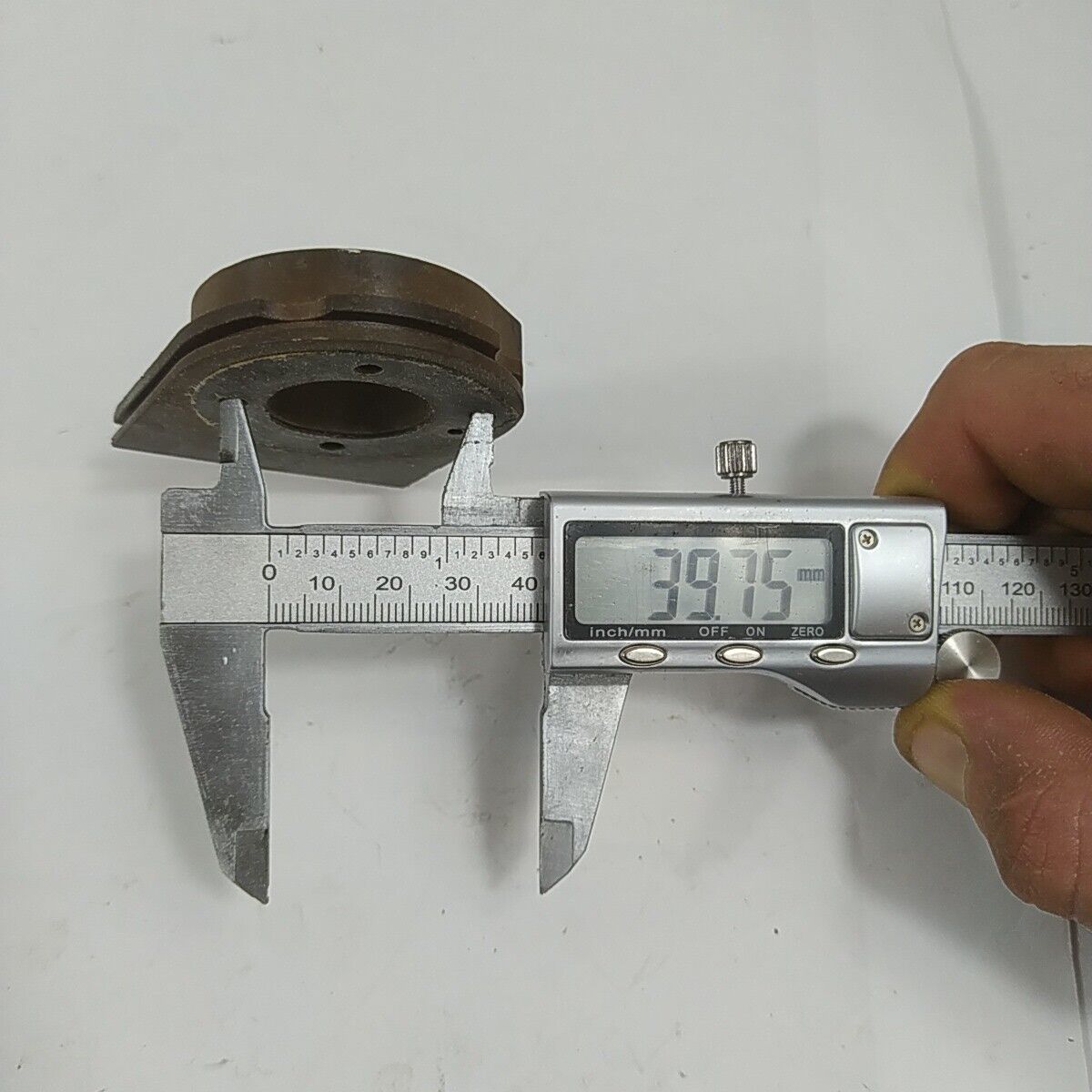 Ricambi per MOTOSEGA BLITZ 600 OLEO MAC 260 usati FLANGIA COLLETTORE