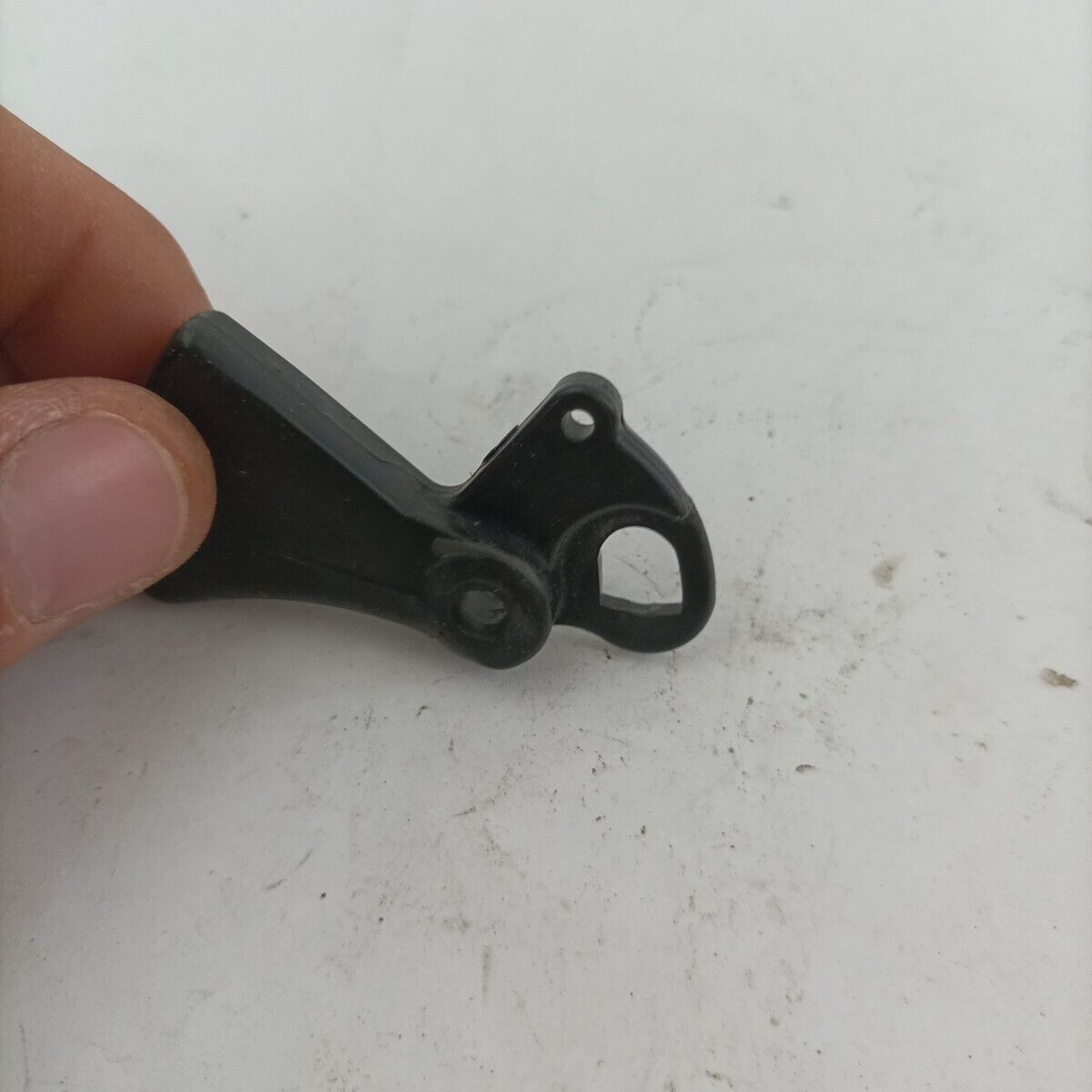 Ricambio COMANDO ACCELERATORE GAS carburatore MOTOSEGA HOMELITE XL - 12 usato