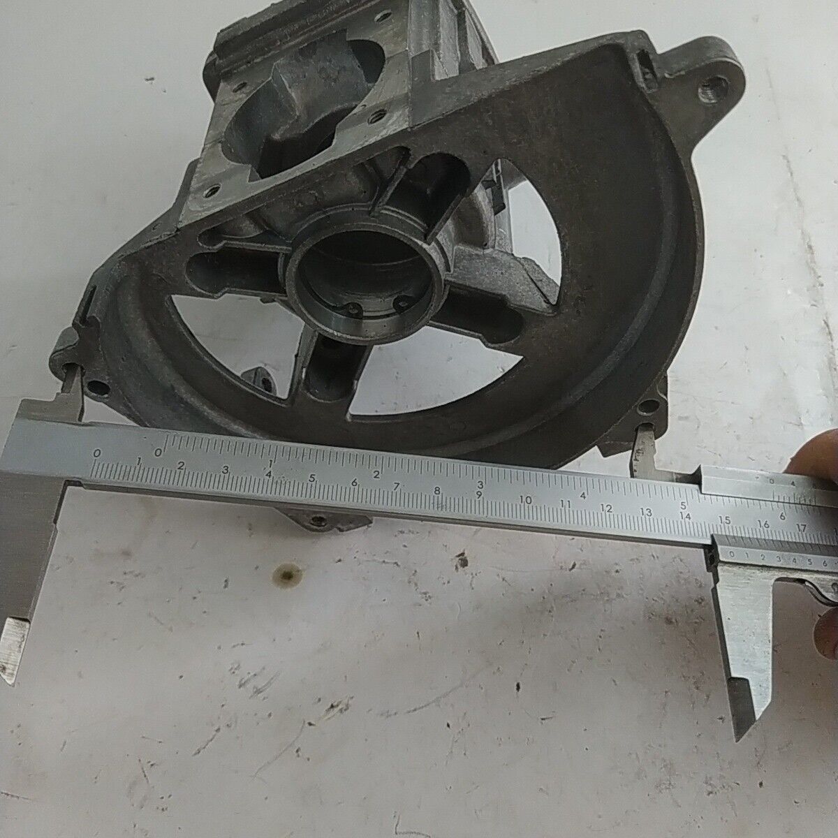 Ricambio CARTER BASAMENTO cilindro usato per decespugliatore MARUYAMA 420 42