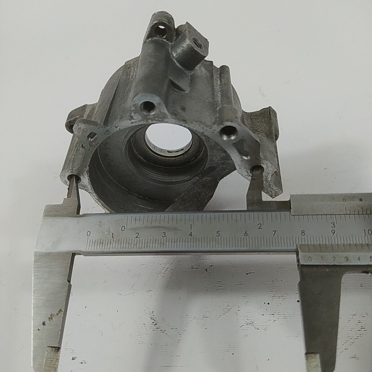 Ricambio CARTER BASAMENTO MOTORE usato per decespugliatore MITSUBISHI MARUYAMA