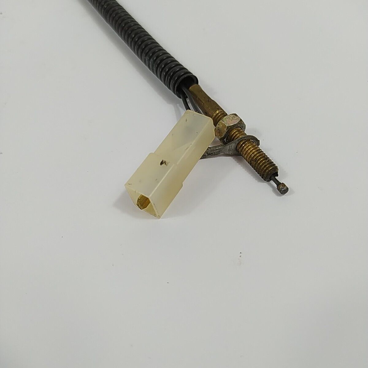 Ricambio MANIGLIA IMPUGNATURA 25 usato per DECESPUGLIATORE MCCULLOCH GT 50