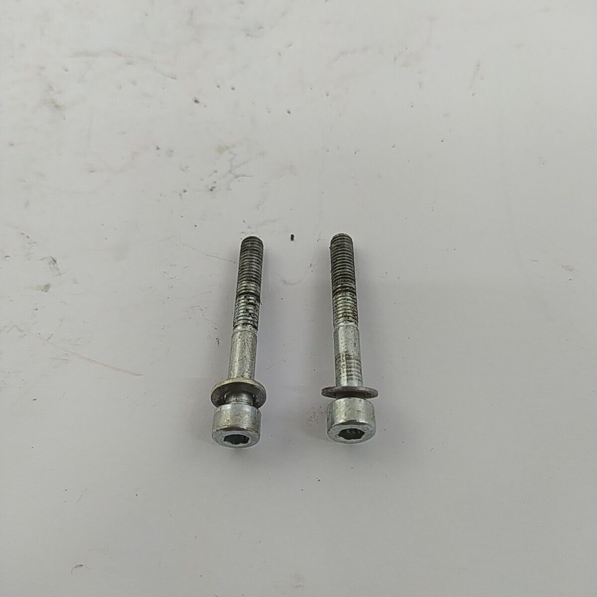 Ricambi FLANGIA COLLETTORE CARBURATORE usati decespugliatore Komatsu ZENOAH G5K