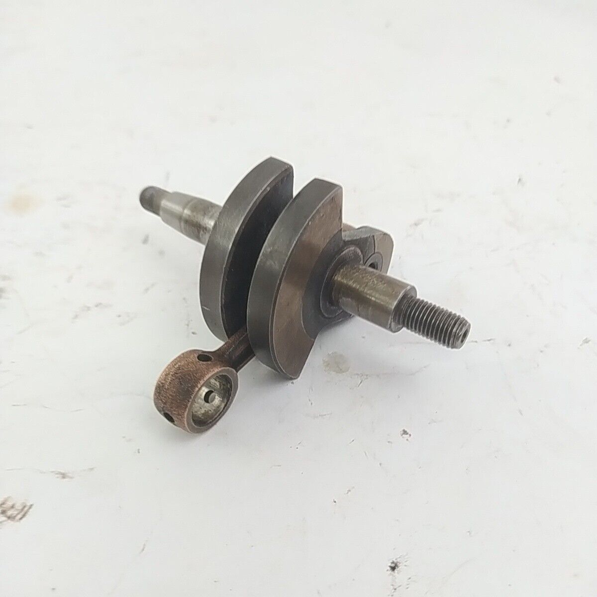 ricambio ALBERO MOTORE biella usato per decespugliatore KAWASAKI TD 33