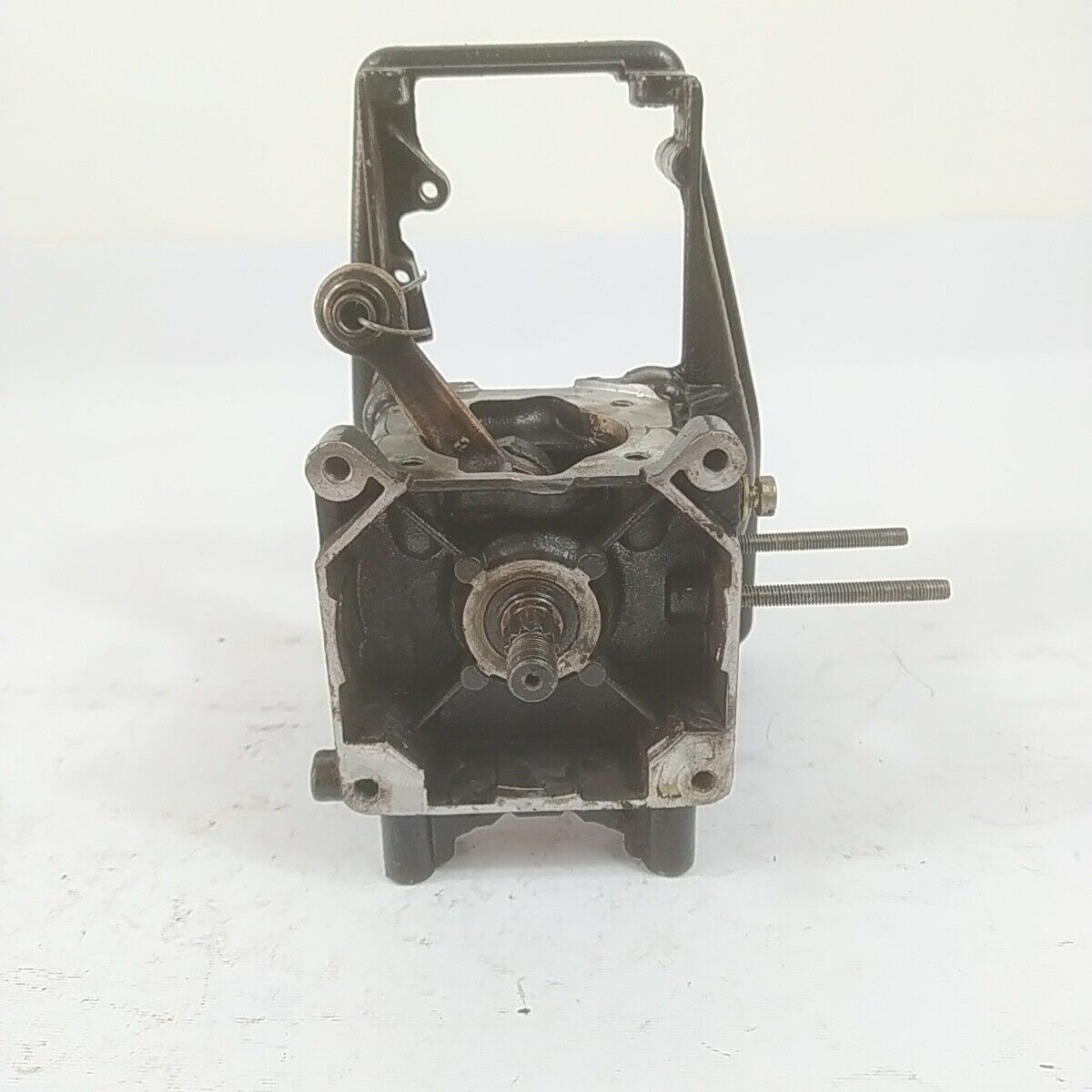 Ricambi usati per decespugliatore MCCULLOCH BP 38 albero motore carter basamento