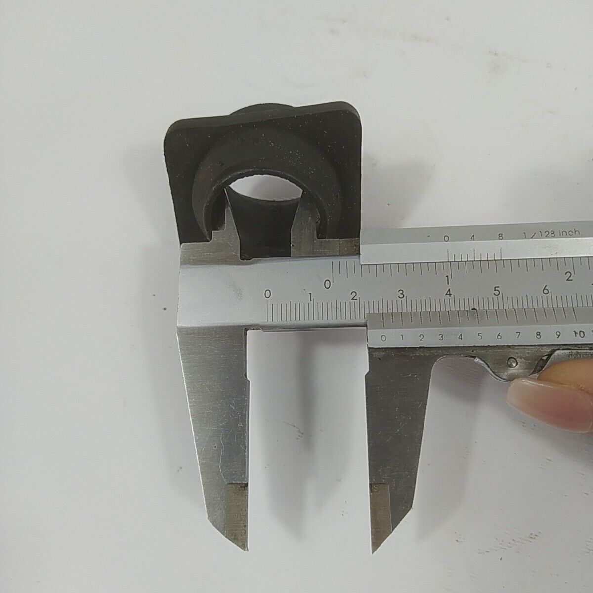 Ricambio per motosega ALPINA 500 gommini carburatore supporti vibrazione usato