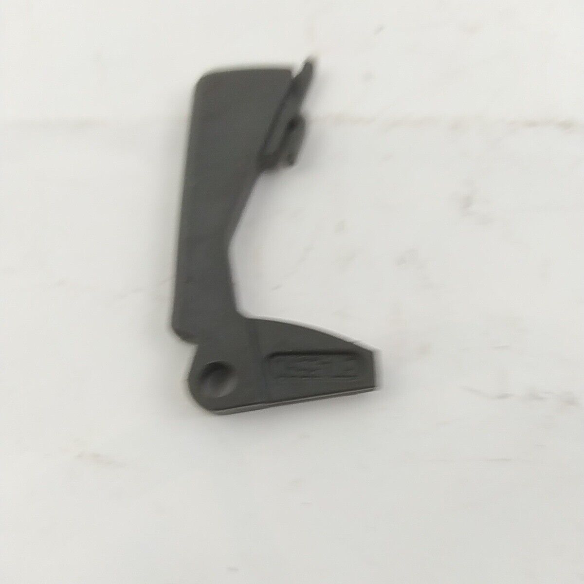 MOTOSEGA CASTOR CP 361 ricambio COMANDO tasto ACCELERAZIONE GRILLETO GAS Usato