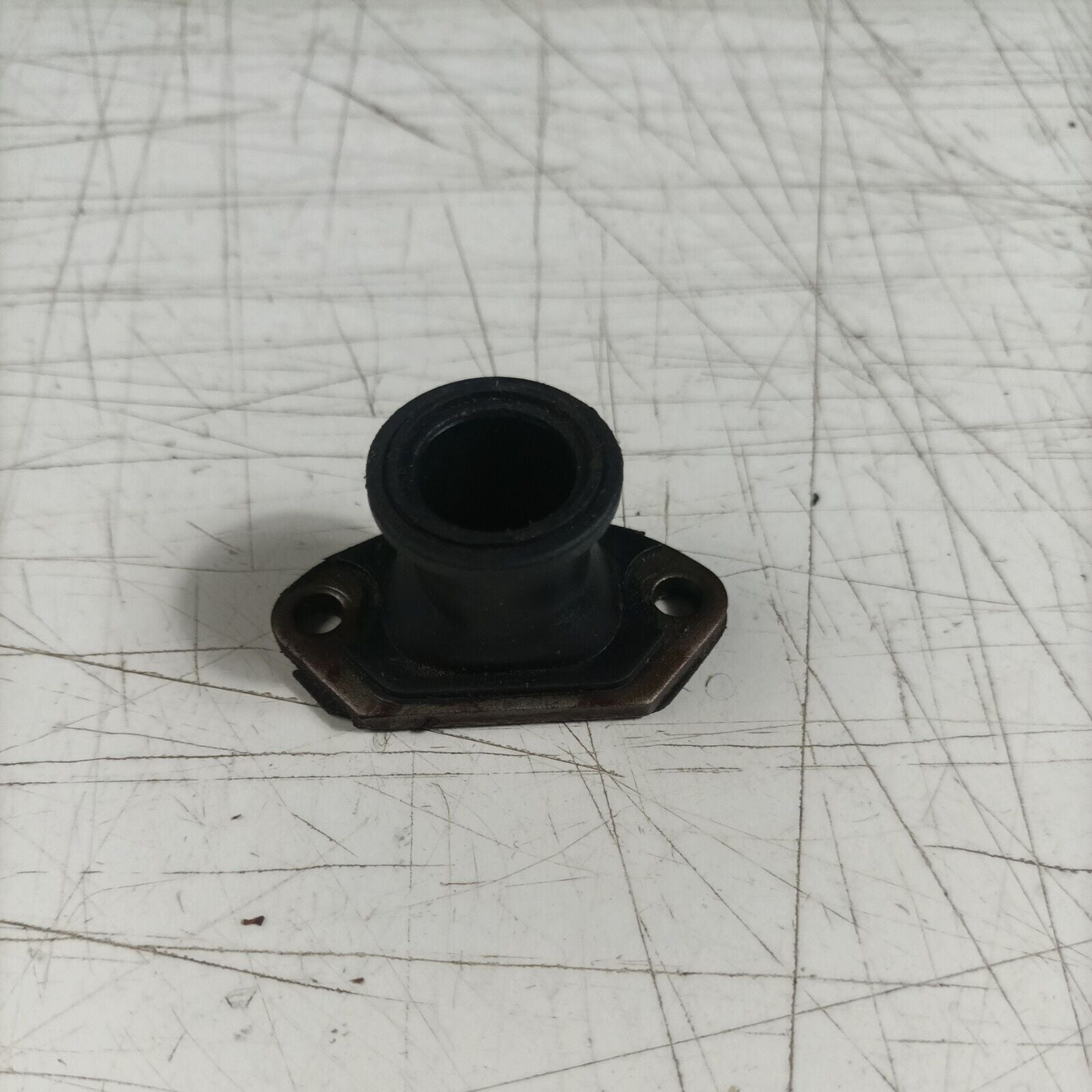 COLLETTORE FLANGIA ASPIRAZIONE carburante PER MOTOSEGA AMA NBG 50.20 usato