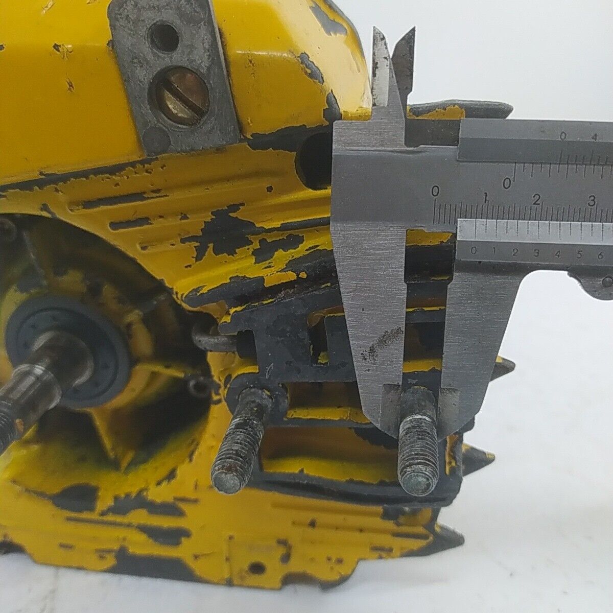 ricambio CARTER BASAMENTO ALBERO MOTORE Per motosega ALPINA PROF 70 usati