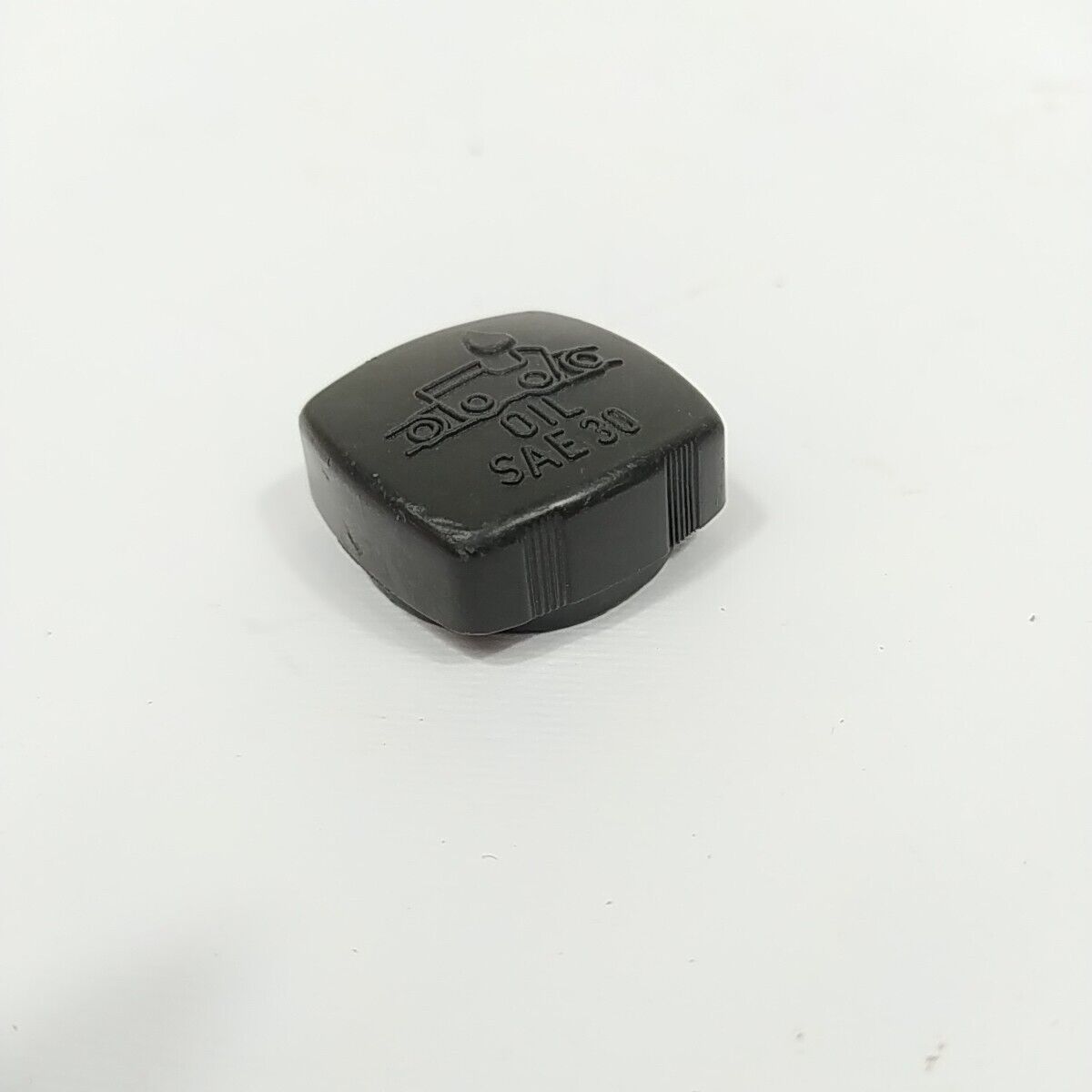 ricambi usati TAPPO SERBATOIO OLIO ORIGINALE per motosega CASTOR 438 Alpina