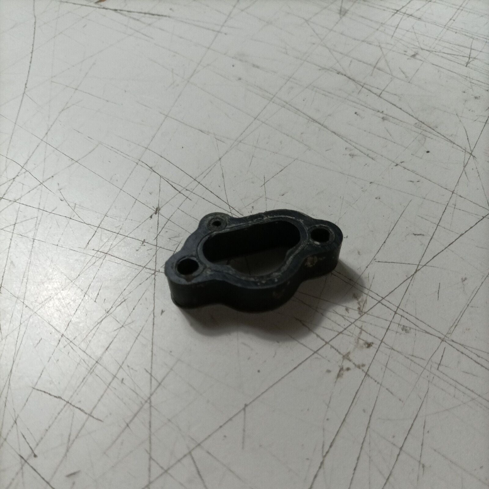 COLLETTORE ASPIRAZIONE FLANGIA CARBURATORE PER MOTOSEGA CASTOR C70 ALPINA A70