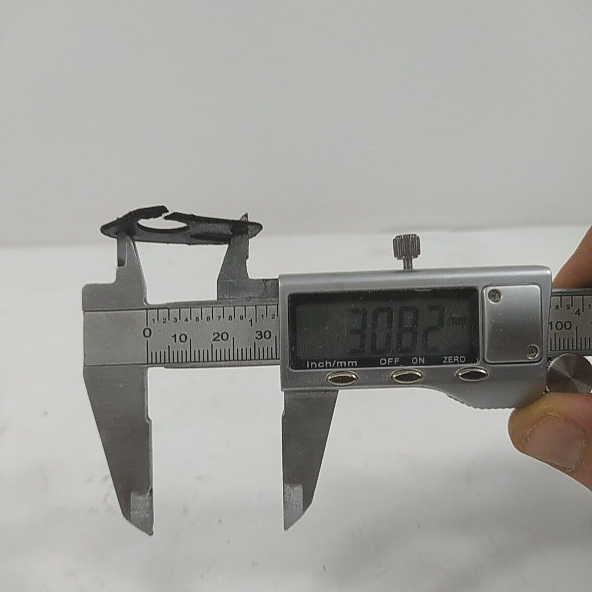 Ricambi POMPA OLIO PER MOTOSEGA MCCULLOCH PRO MAC 555 usati