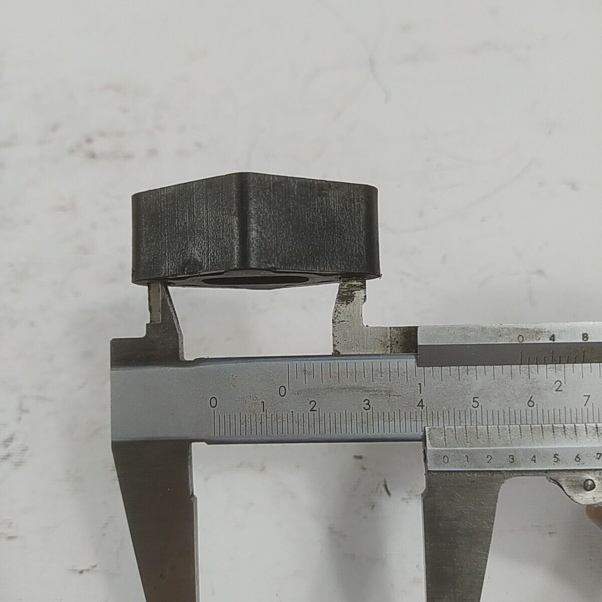 Ricambi usati per decespugliatore MCCULLOCH BP 38 FLANGIA COLLETTORE CARBURATORE