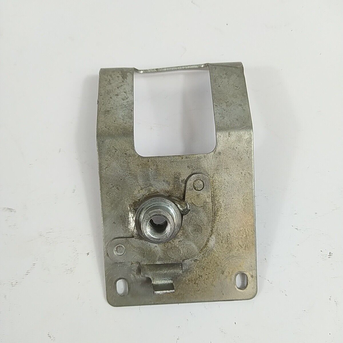 Ricambio DECESPUGLIATORE ECHO RM - 460 STAFFA MOTORE a zaino usato