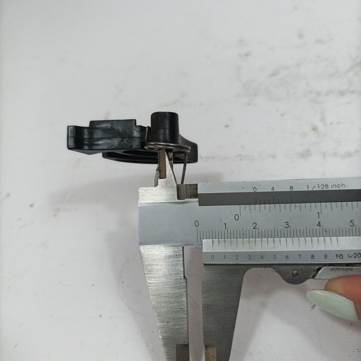 Ricambio usato COMANDI tasto ACCELERATORE leva GAS per motosega DOLMAR 116 si