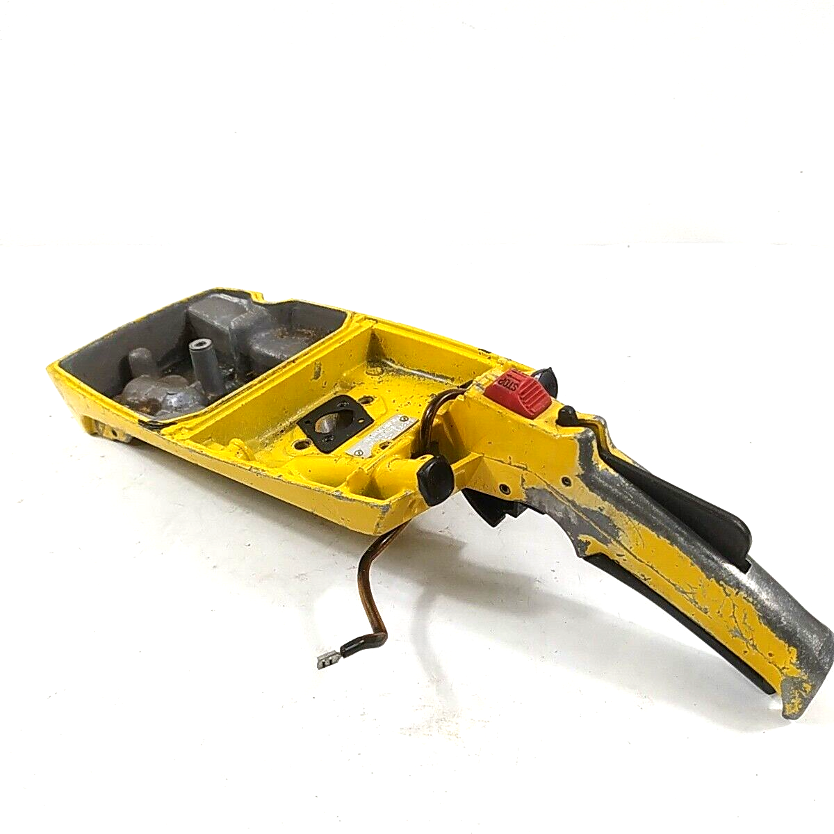 Ricambi IMPUGNATURA MANIGLIA PER MOTOSEGA MCCULLOCH PRO MAC 555 usati