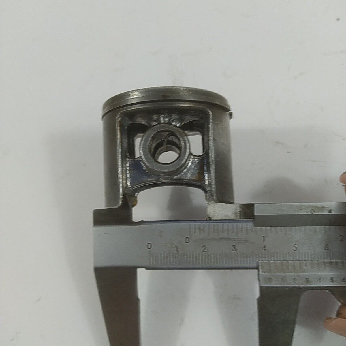 Ricambio per DECESPUGLIATORE ALPINA VIP 52 PISTONE DIAMETRO 45 mm usato