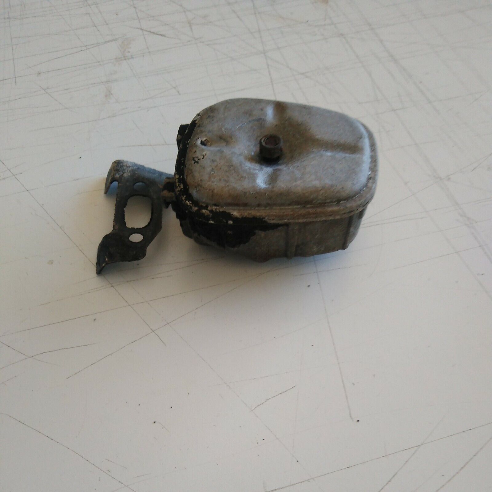 CASTOR TURBO 20  DECESPUGLIATORE MARMITTA TERMINALE SCARICO Ricambio usato