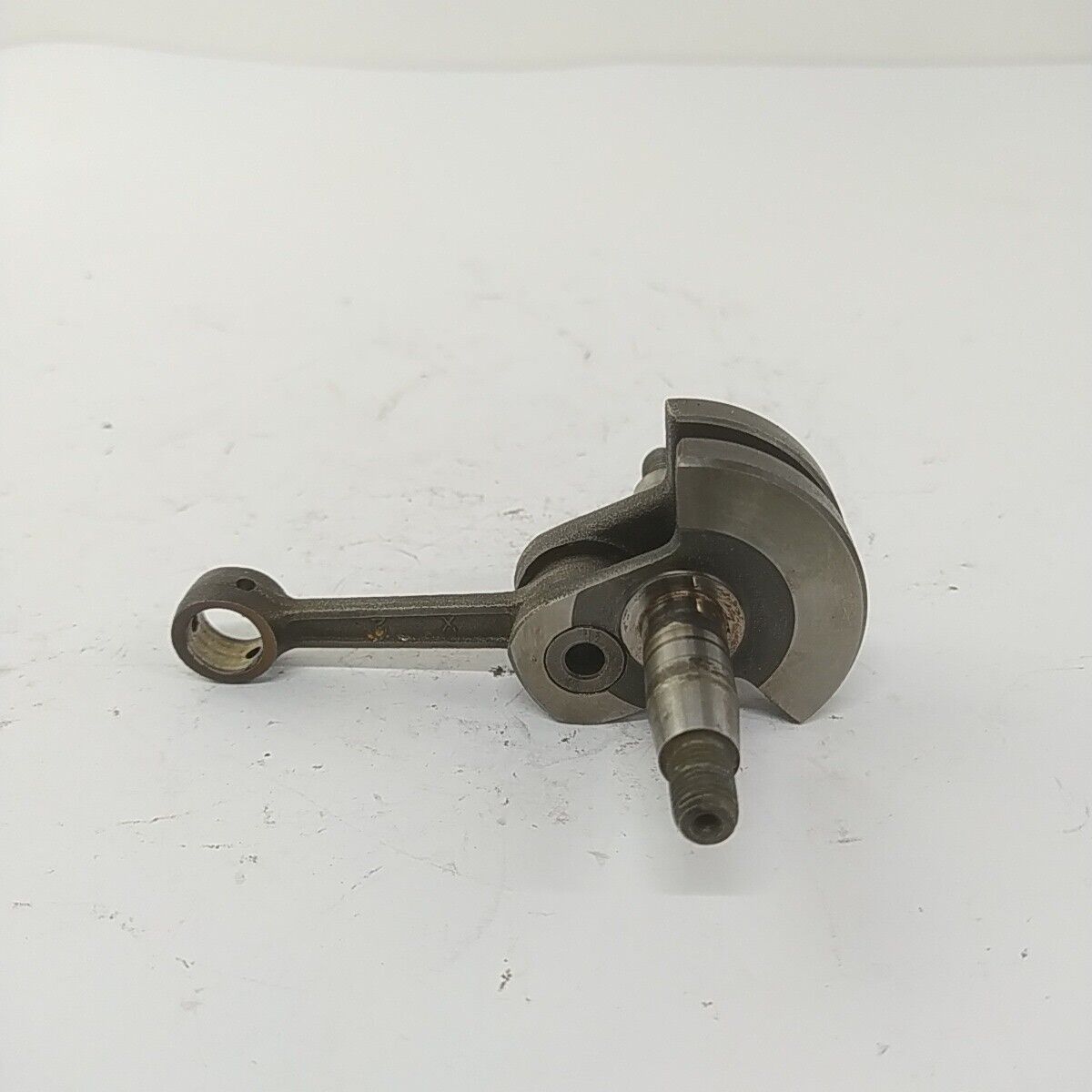 Ricambio usato ALBERO MOTORE originale per decespugliatore KAWASAKI TG 33