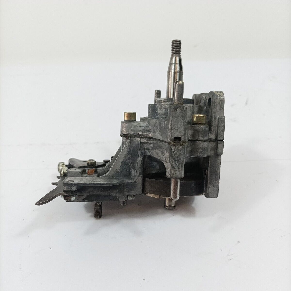 ricambi BASAMENTO ALBERO MOTORE CILINDRO per motosega ALPINA SILVER 40 usati