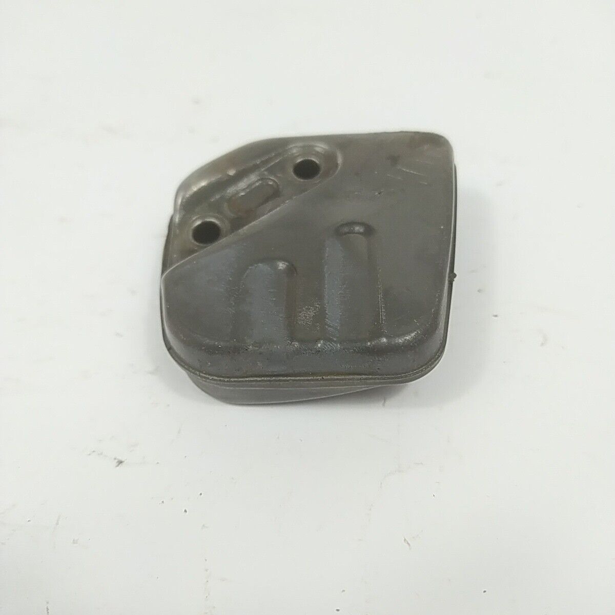 Ricambio per MOTOSEGA ZENOAH G 2000 t MARMITTA silenziatore TERMINALE usato