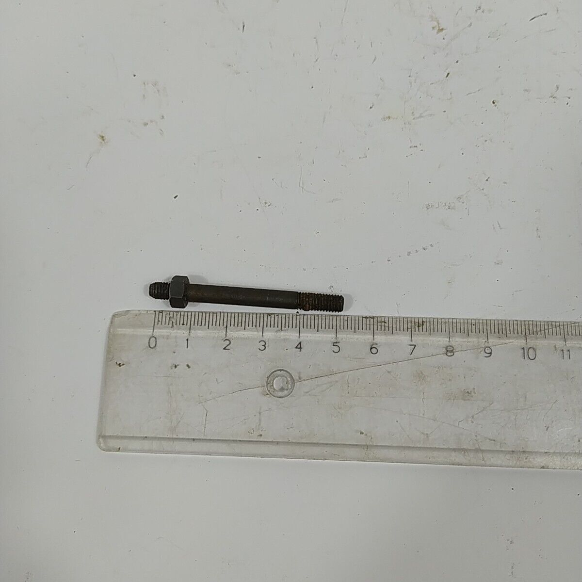 VITI PRIGIONIERI supporto E FILTRO ARIA PER MOTOSEGA OLEOMAC 945 A ricambi usati